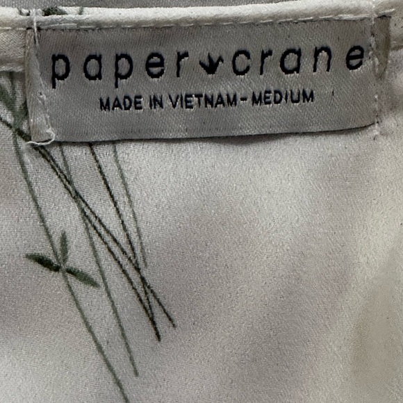 Paper Crane Baby Doll white Floral Print Chiffon Tiered Ruffle Hem Top size M - Picture 4 of 5